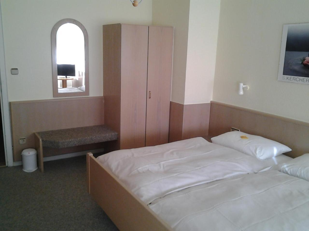 Hotel Sonne Ettlingen Luaran gambar